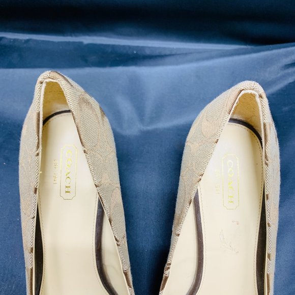 Coach Brown Emma Wedges - Picture 4 of 8